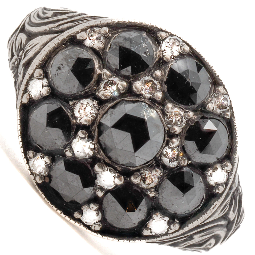 BLACK ROSE SIGNET RING