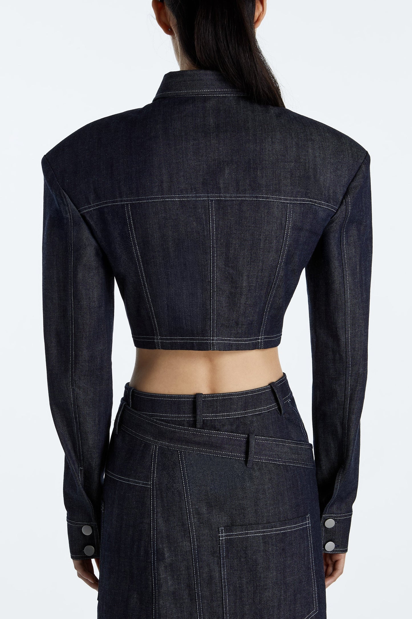 Dark Indigo Cropped Denim Jacket – Structured Shoulder Construction