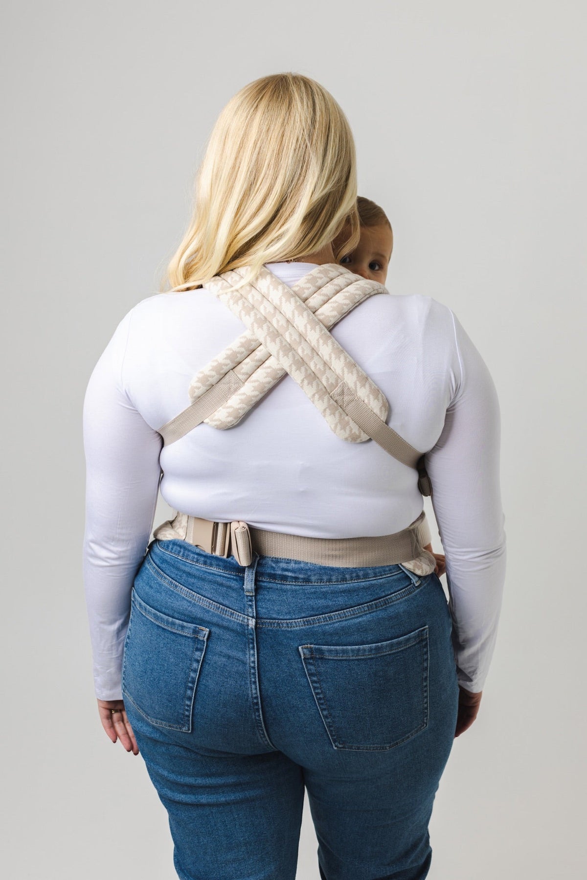 The Monarch Baby Carrier - Houndstooth