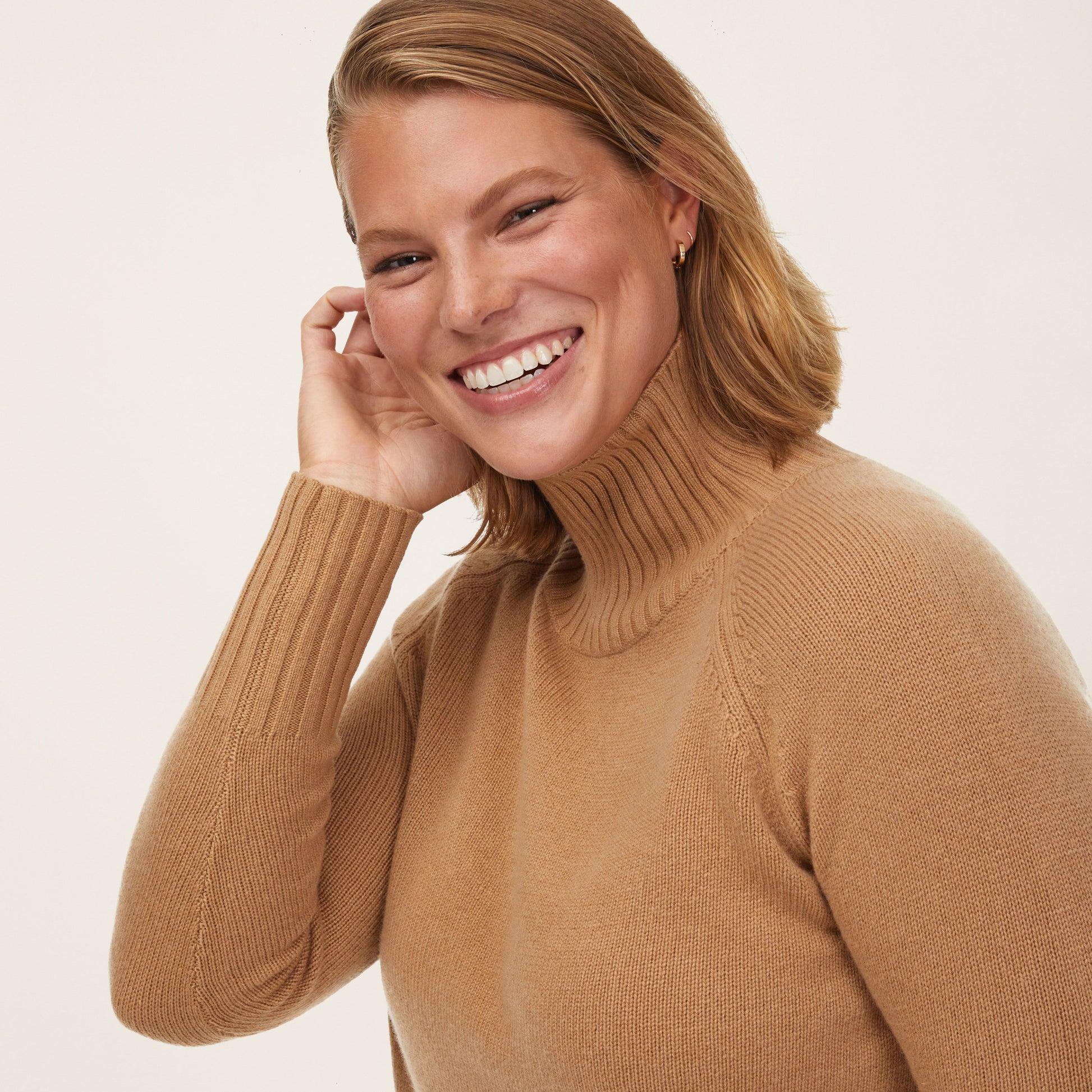 Emma Cashmere Relaxed Turtleneck Sweater