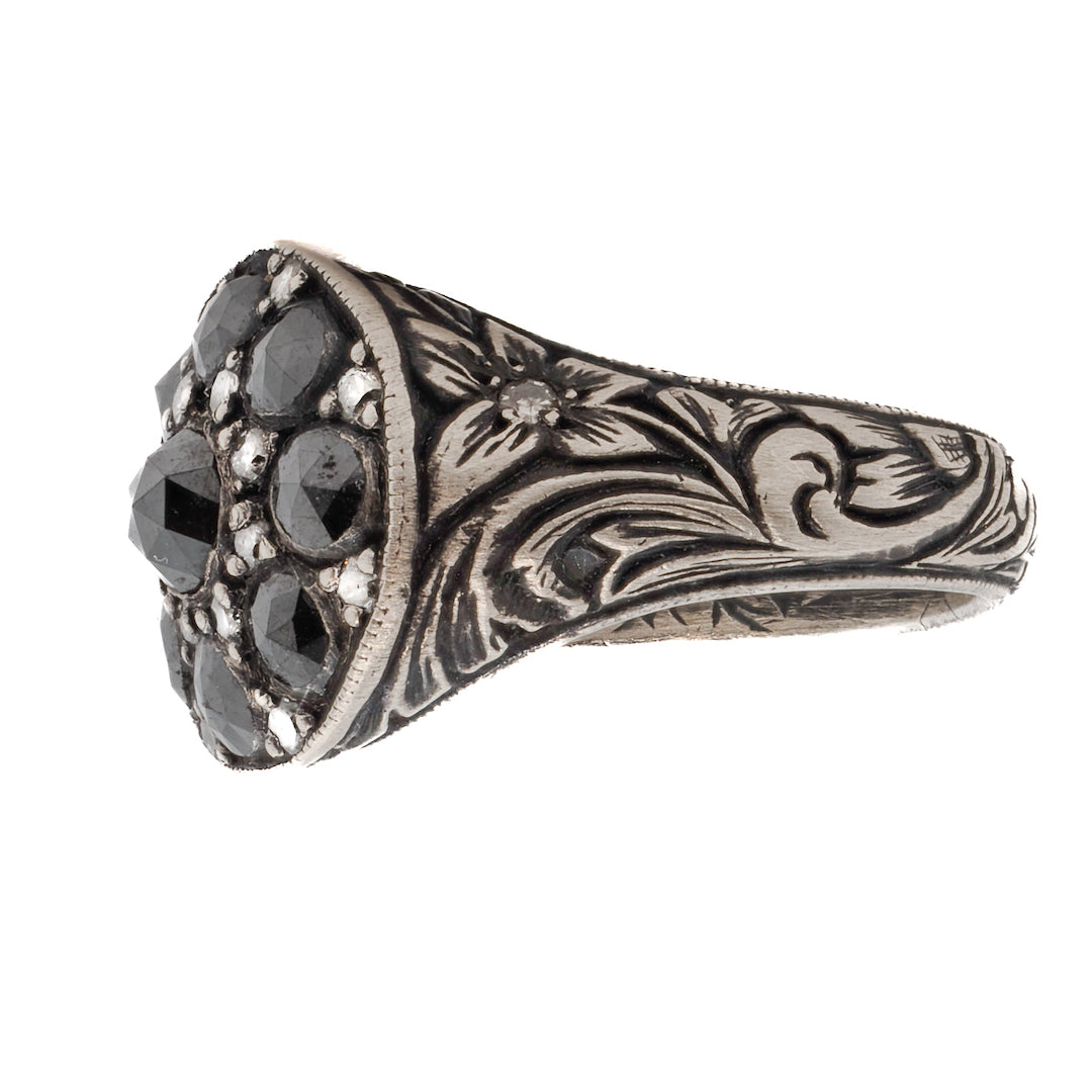 BLACK ROSE SIGNET RING