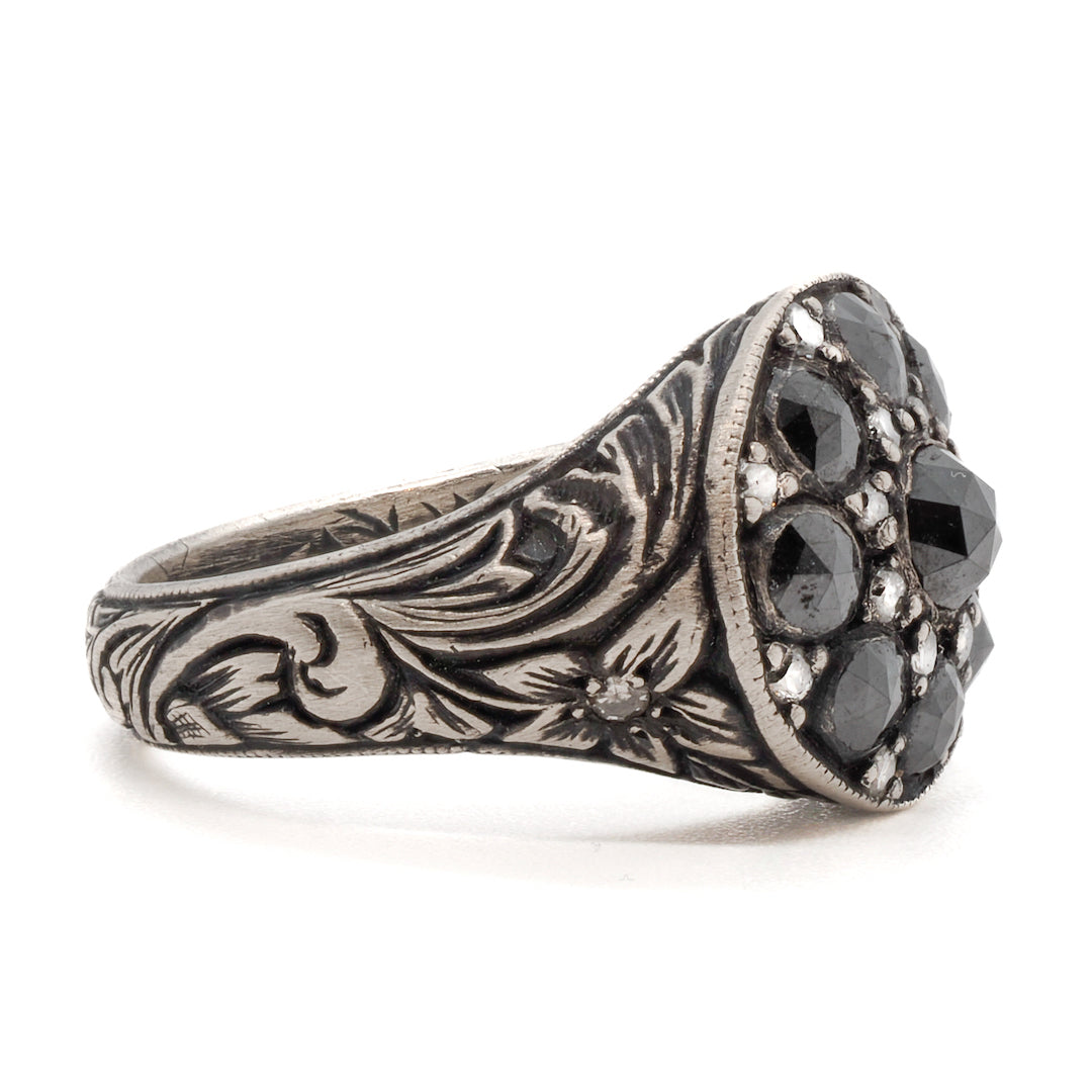 BLACK ROSE SIGNET RING