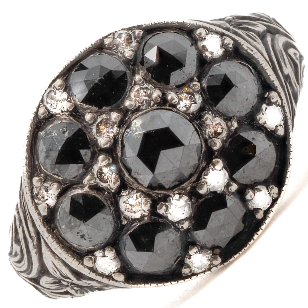 BLACK ROSE SIGNET RING
