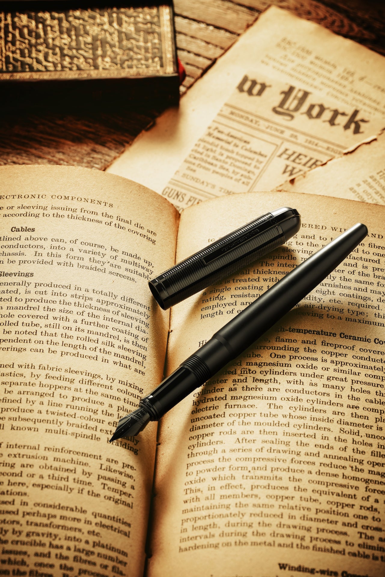 Wahl-Eversharp Skyline Aviator Black Fountain Pen