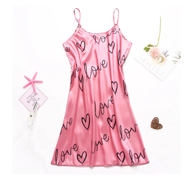Love Pop – Pearl Satin Heart Mini Nightdress