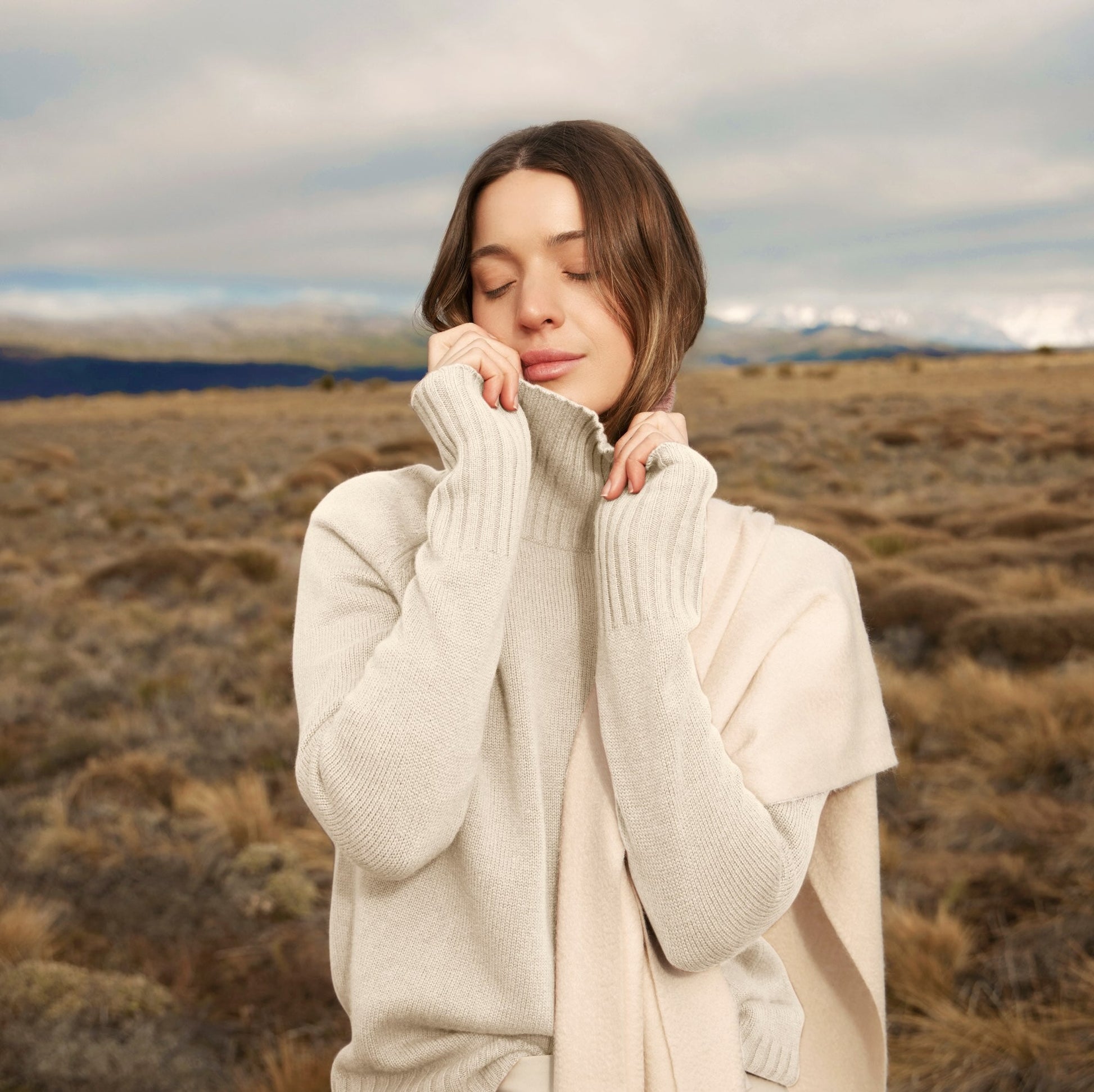 Emma Cashmere Relaxed Turtleneck Sweater