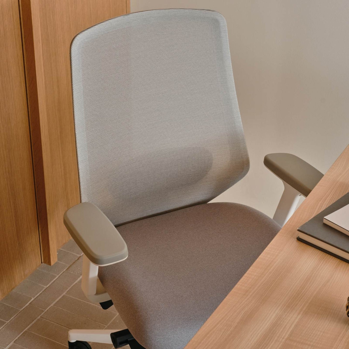 Ergonomic Chair+